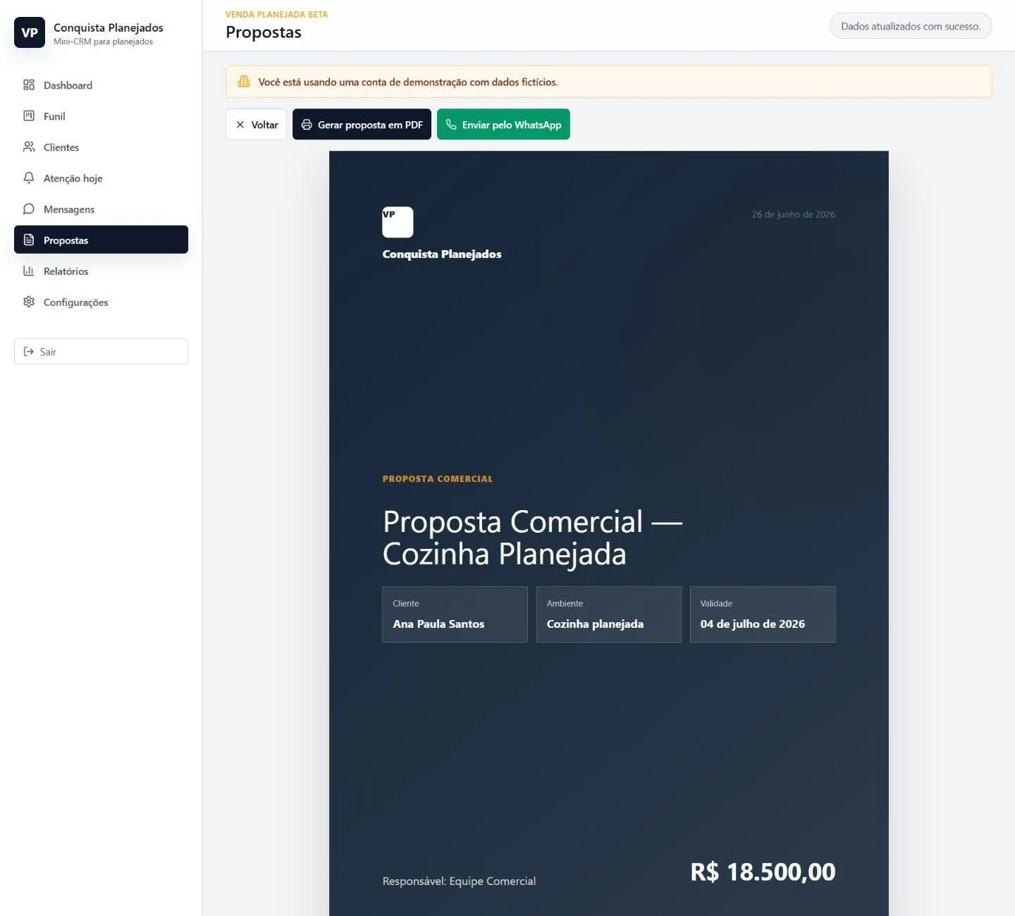 Proposta comercial de cozinha planejada aberta, com a marca da loja e botões para gerar PDF e enviar pelo WhatsApp